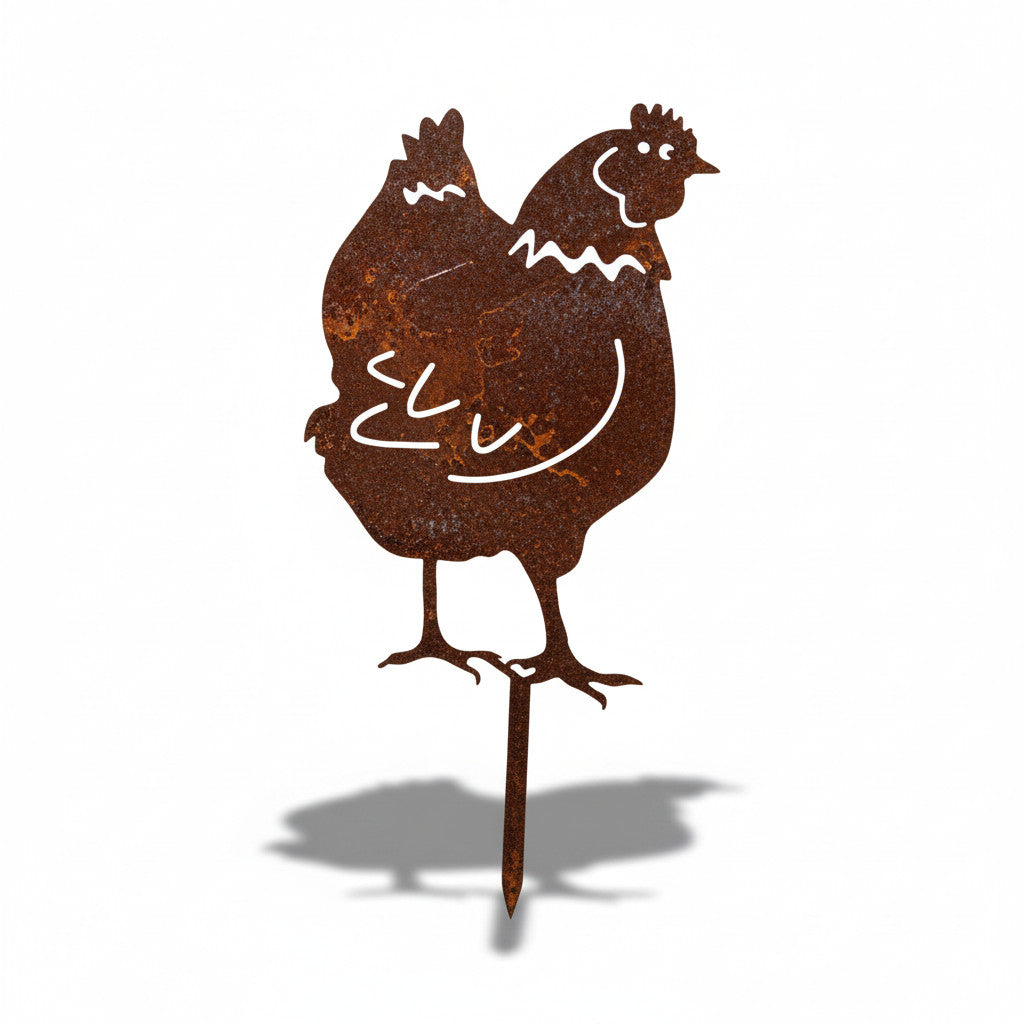 Silhouette de poule Les Artisans du Jardin en acier brut patiné avec pique pour décoration de jardin champêtre
